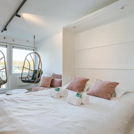 Comfortable Studio In The Center Of דירה *